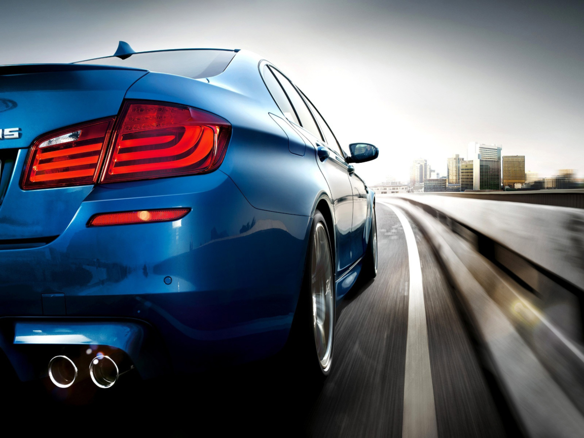 Bmw M5 wallpaper 1152x864