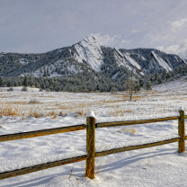 Fondo de pantalla Chataqua Snow, Boulder Flatirons, Colorado 208x208