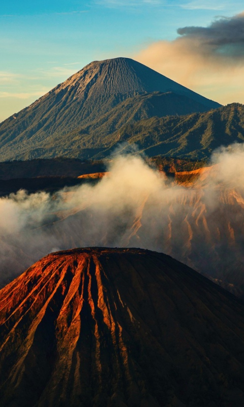 Volcano wallpaper 480x800