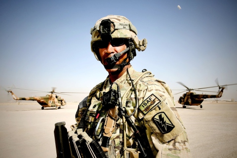 Fondo de pantalla Afghanistan Soldier 480x320