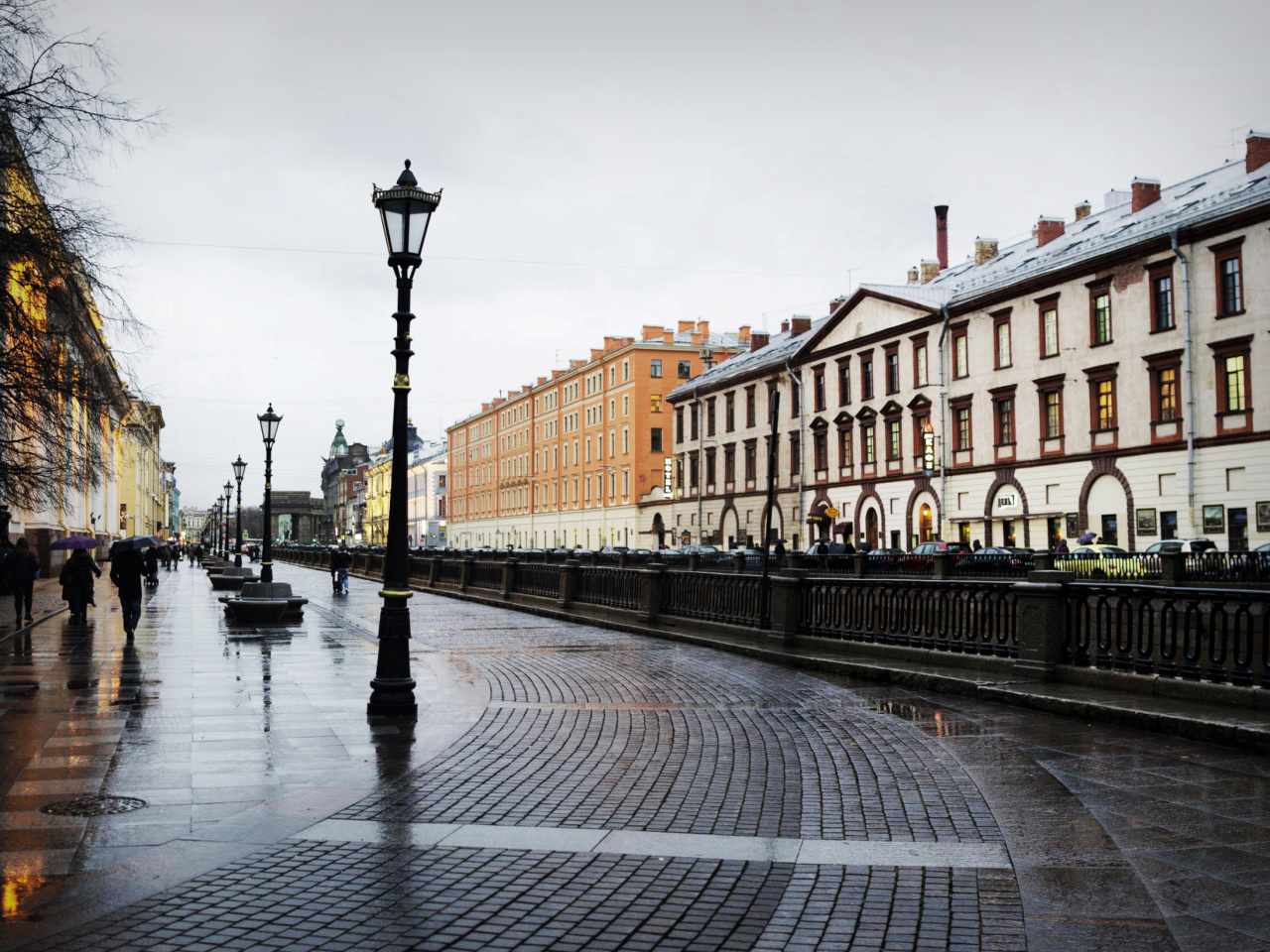 Nevsky Prospect in St  Petersburg screenshot #1 1280x960