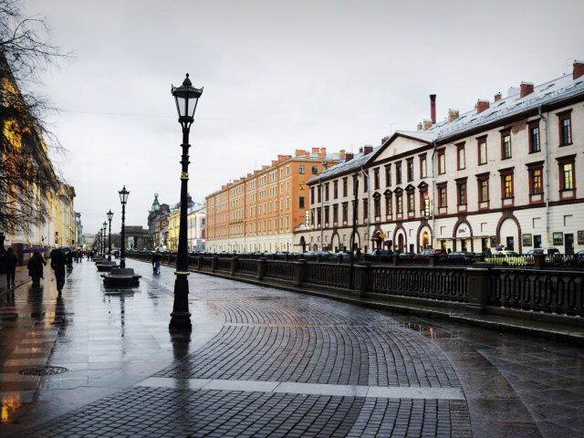 Fondo de pantalla Nevsky Prospect in St  Petersburg 640x480