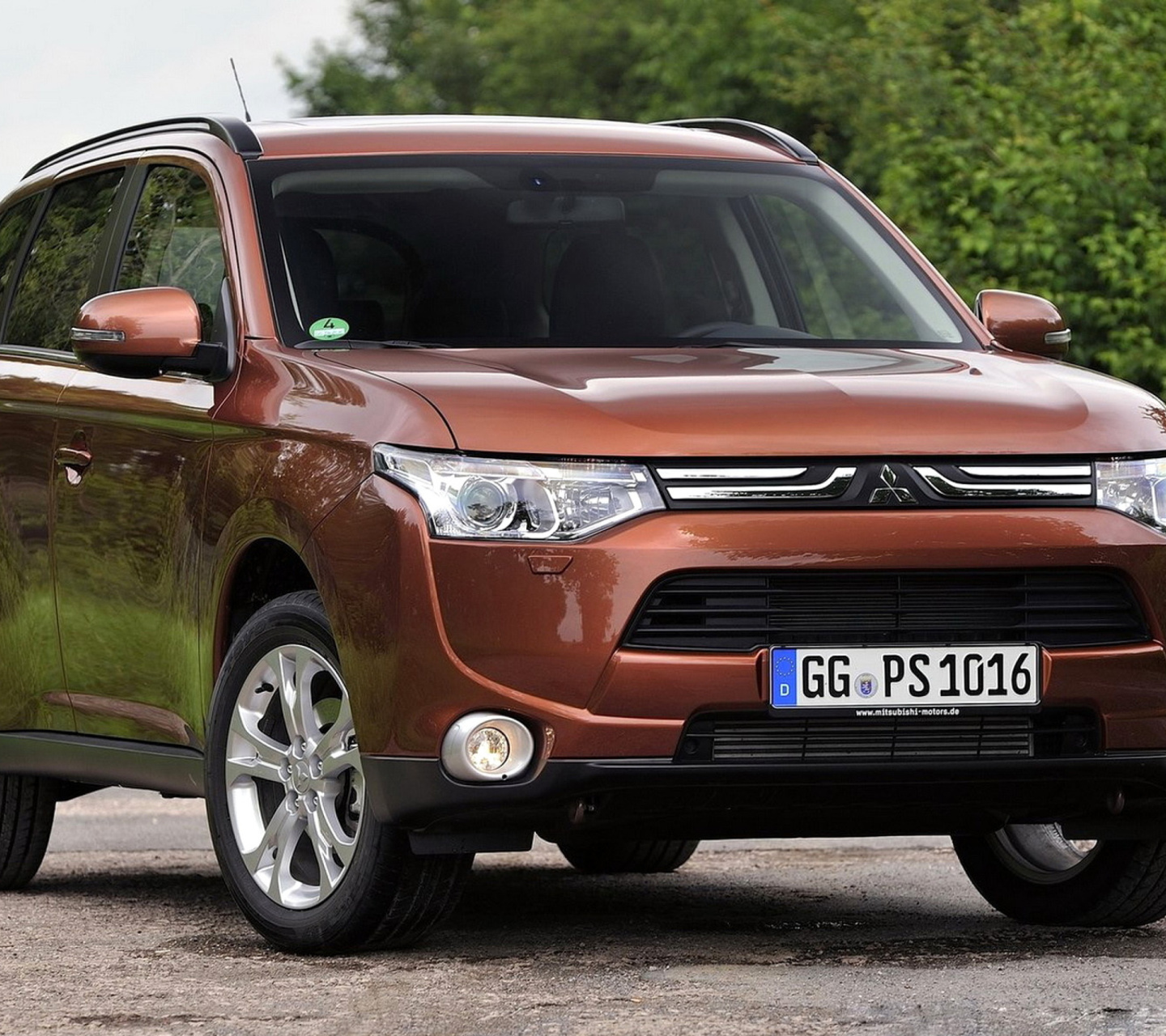 Sfondi Mitsubishi Outlander 1440x1280