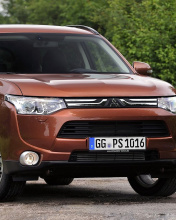 Fondo de pantalla Mitsubishi Outlander 176x220