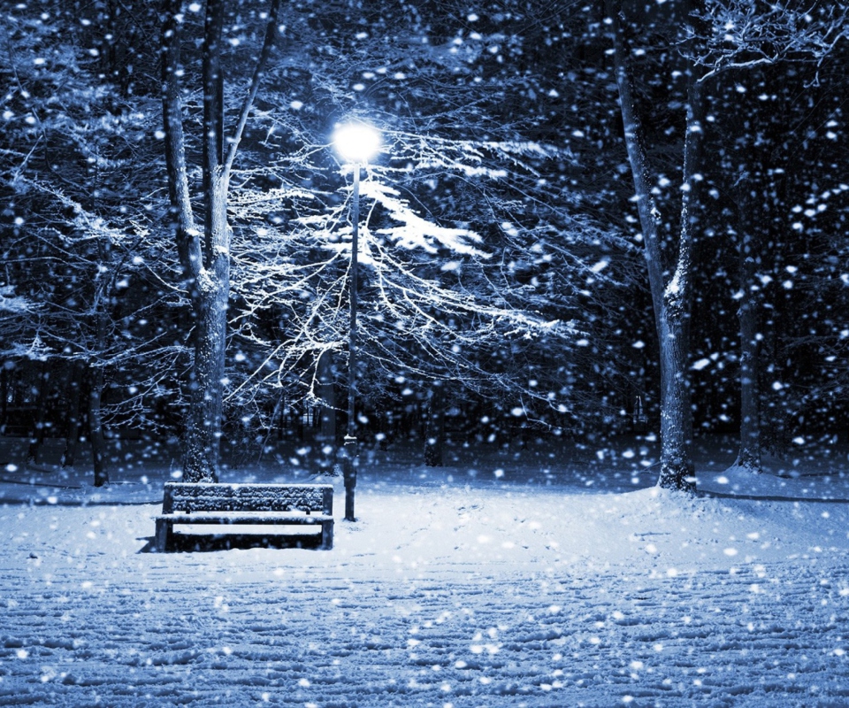 Обои Lonely Bench In Snowy Night 960x800