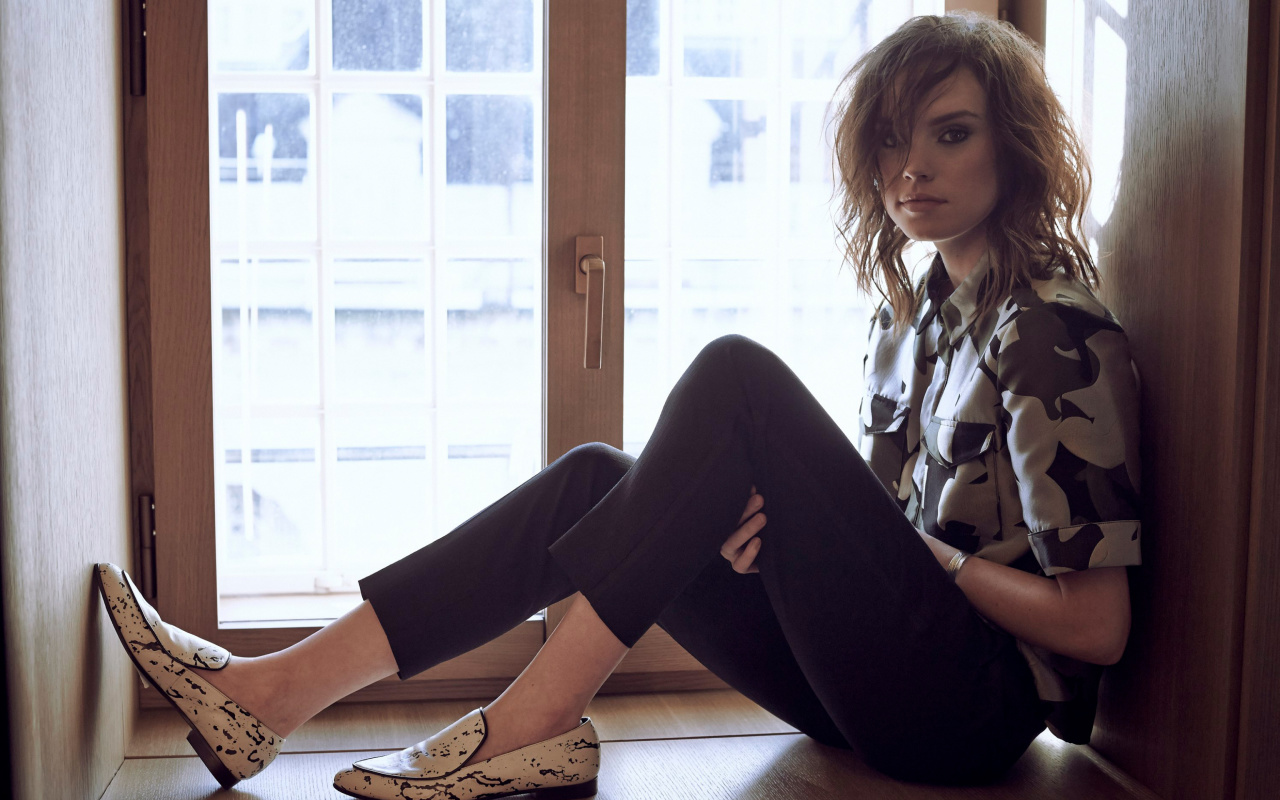 Обои Daisy Jazz Isobel Ridley 1280x800