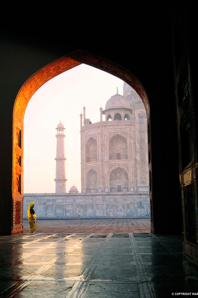 Das Taj Mahal, India Wallpaper 640x960