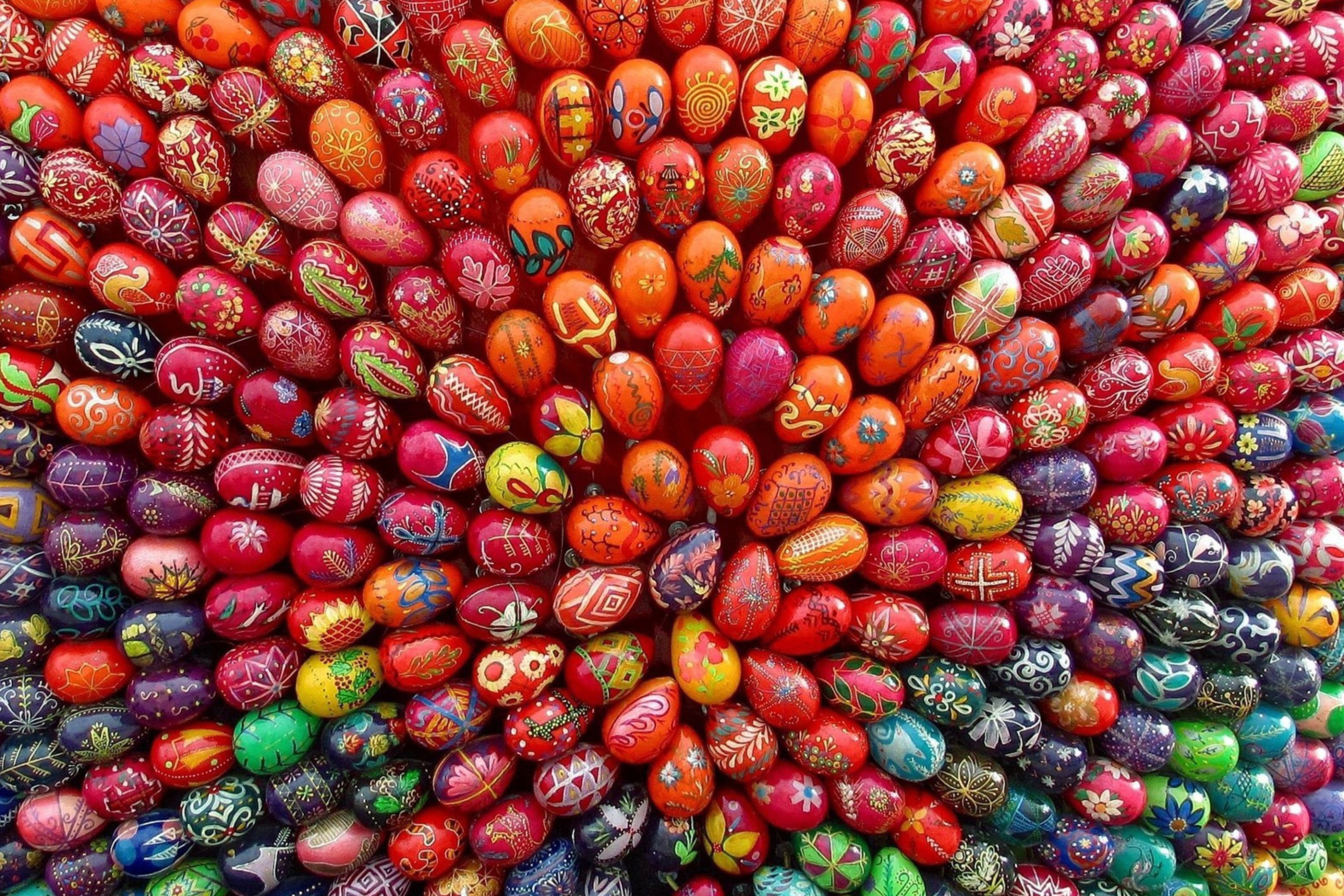 Das Colorful Easter Eggs Wallpaper 2880x1920
