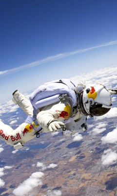 Astronaut in Outer Space screenshot #1 240x400