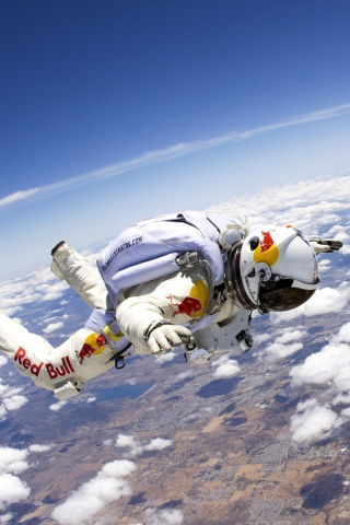 Astronaut in Outer Space screenshot #1 320x480