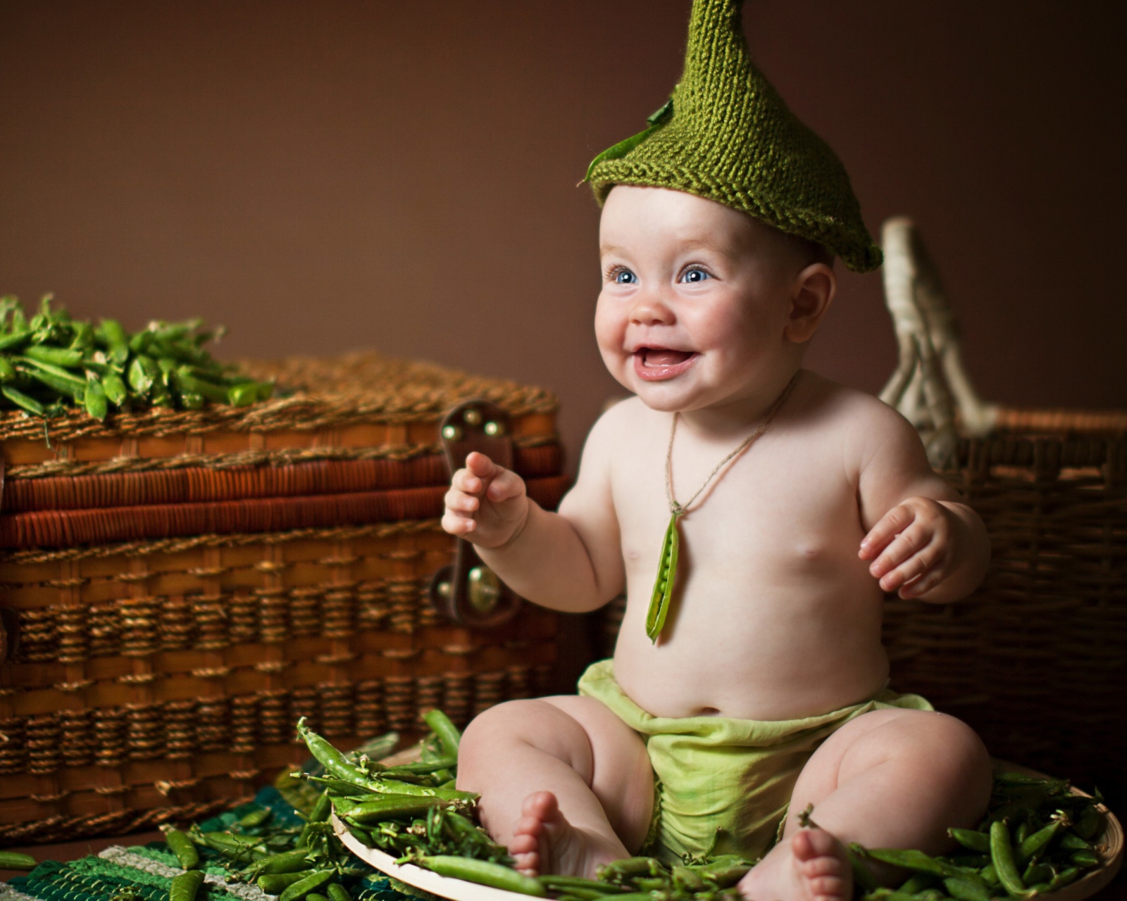 Das Happy Baby Green Peas Wallpaper 1600x1280