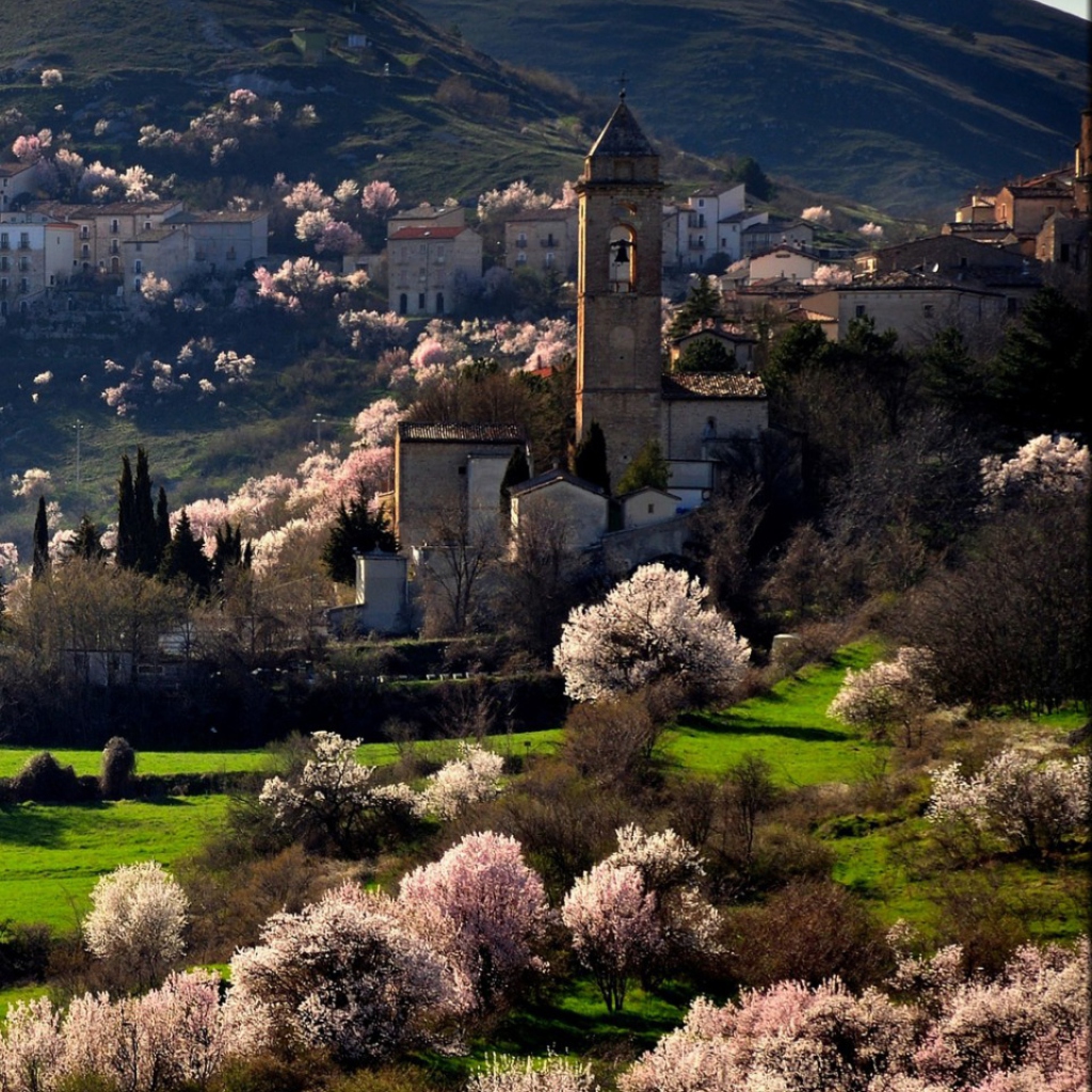 Sfondi Spring In Italy 1024x1024