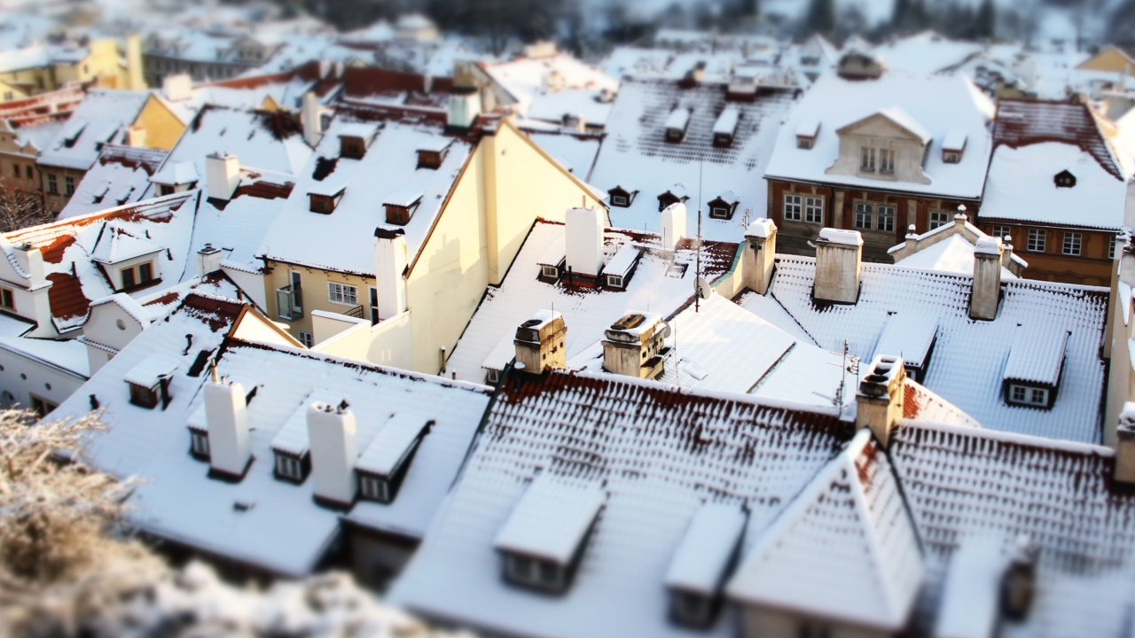 Fondo de pantalla Rooftops In Prague 1280x720