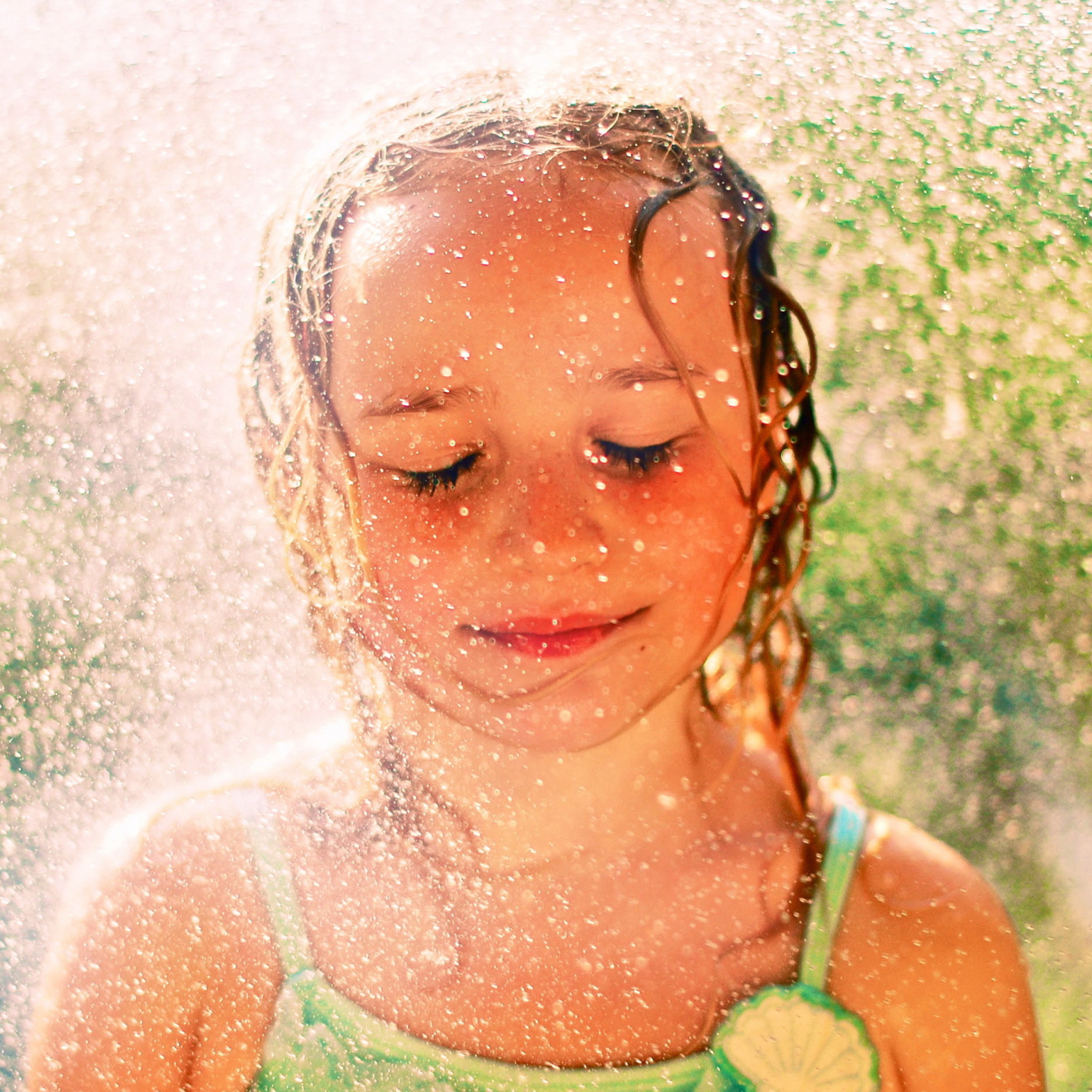 Happy Child Girl And Warm Summer Rain screenshot #1 2048x2048
