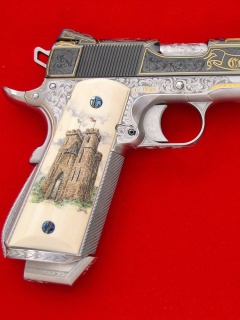 Обои Colt M1911 240x320