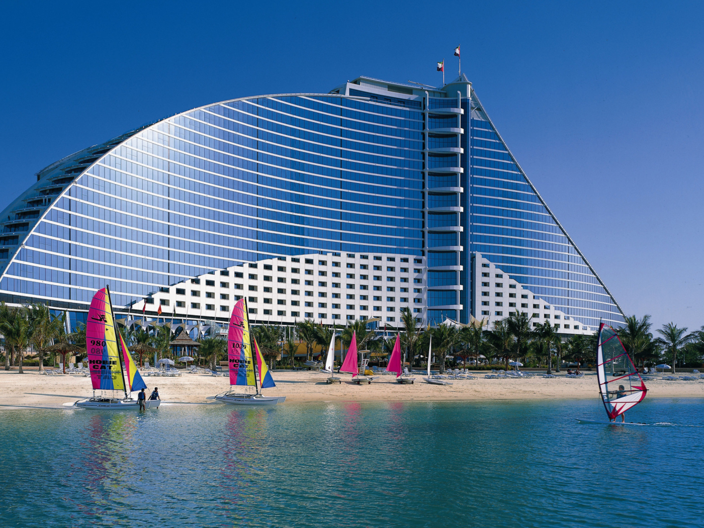 Fondo de pantalla Jumeirah Beach Dubai Hotel 1400x1050