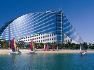 Обои Jumeirah Beach Dubai Hotel 320x240