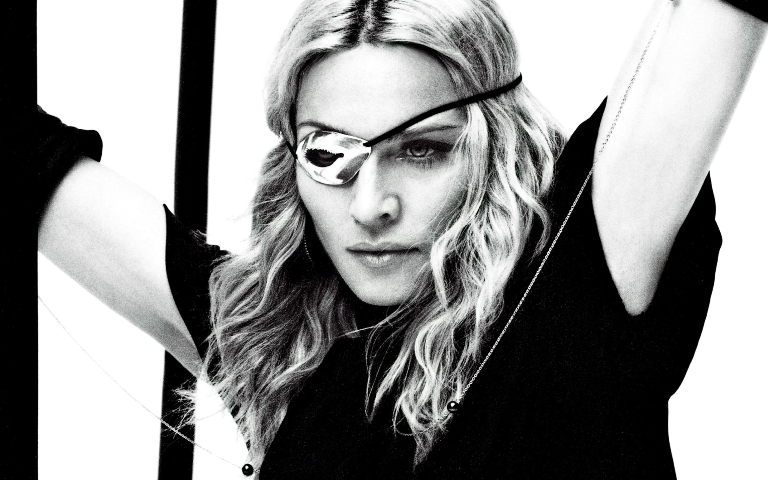 Fondo de pantalla Madonna 2560x1600