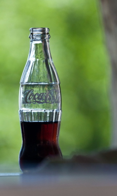 Fondo de pantalla Coca-Cola Bottle 240x400