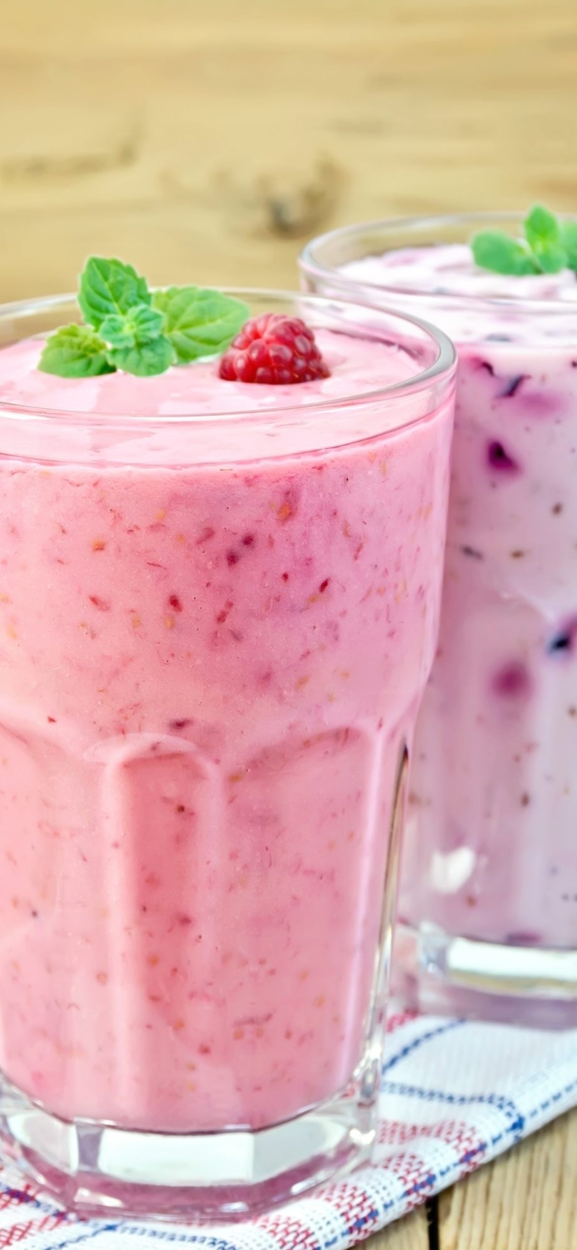 Refreshing homemade raspberry smoothie wallpaper 1170x2532