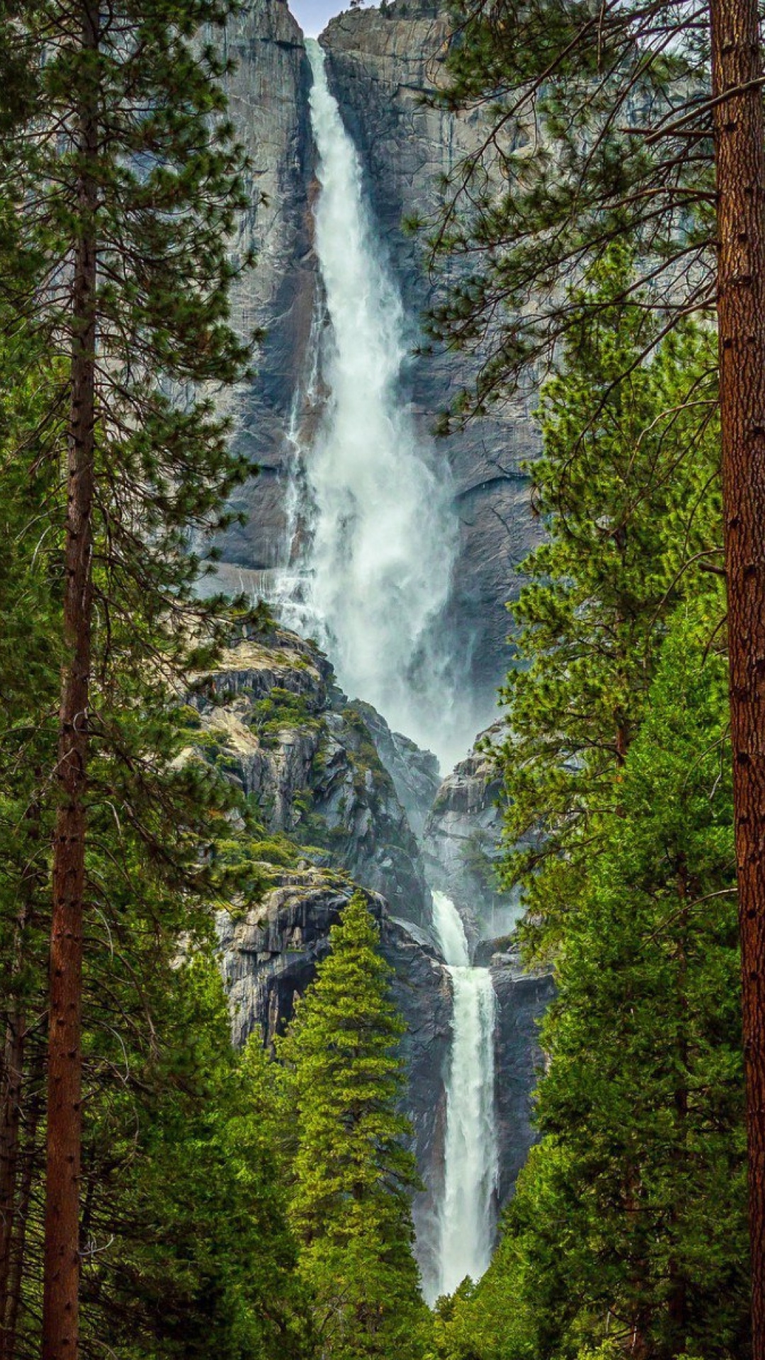 Giant waterfall wallpaper 1080x1920