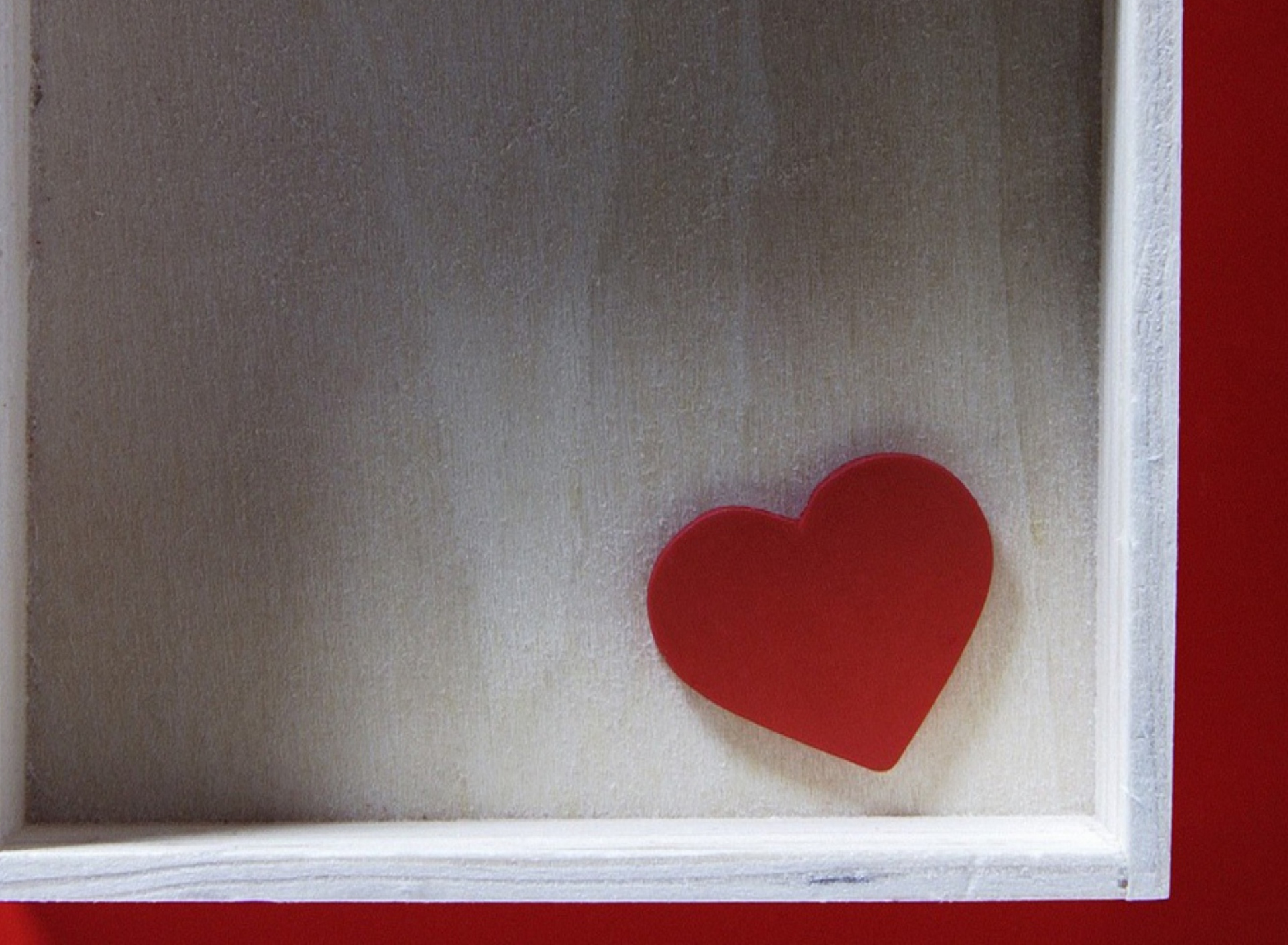 Das Red Heart Wallpaper 1920x1408
