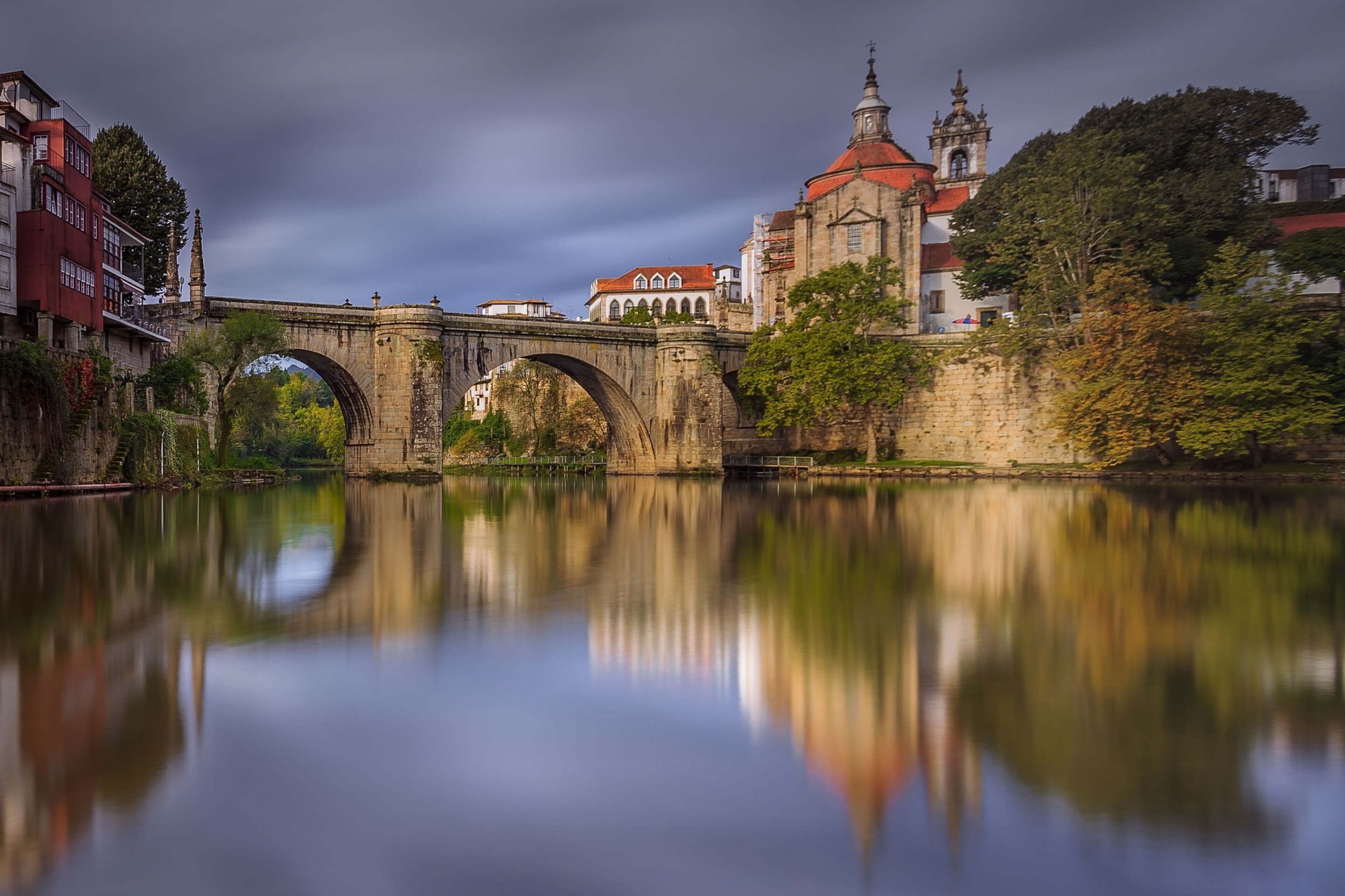 Amarante Portugal wallpaper 2880x1920