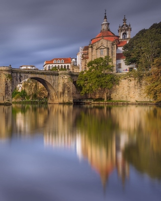 Amarante Portugal sfondi gratuiti per iPhone 6 Plus
