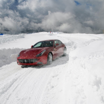 Ferrari In Winter screenshot #1 208x208