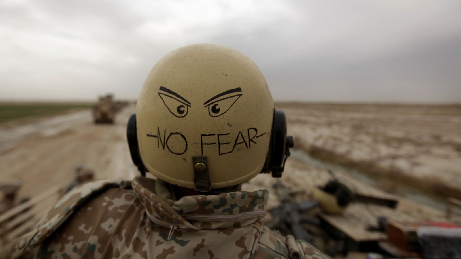 Screenshot №1 pro téma No Fear Soldier 1600x900