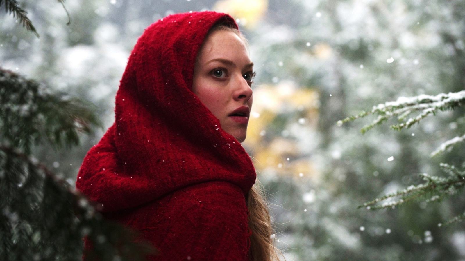 Screenshot №1 pro téma Amanda Seyfried In Red Riding Hood 1600x900