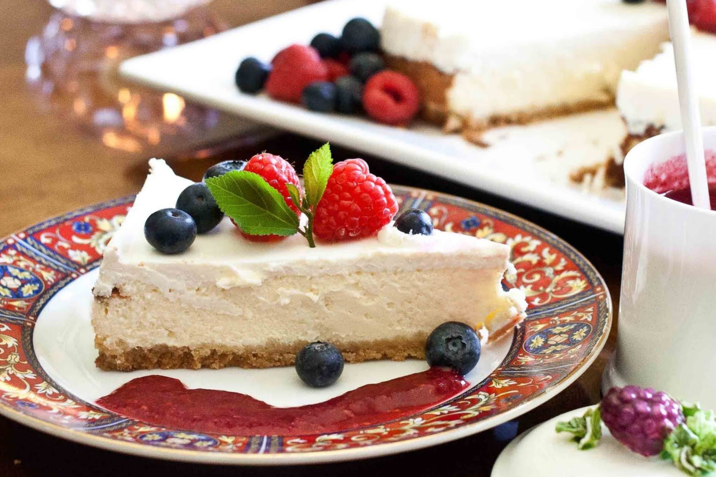 Обои Strawberry Cheesecake 2880x1920