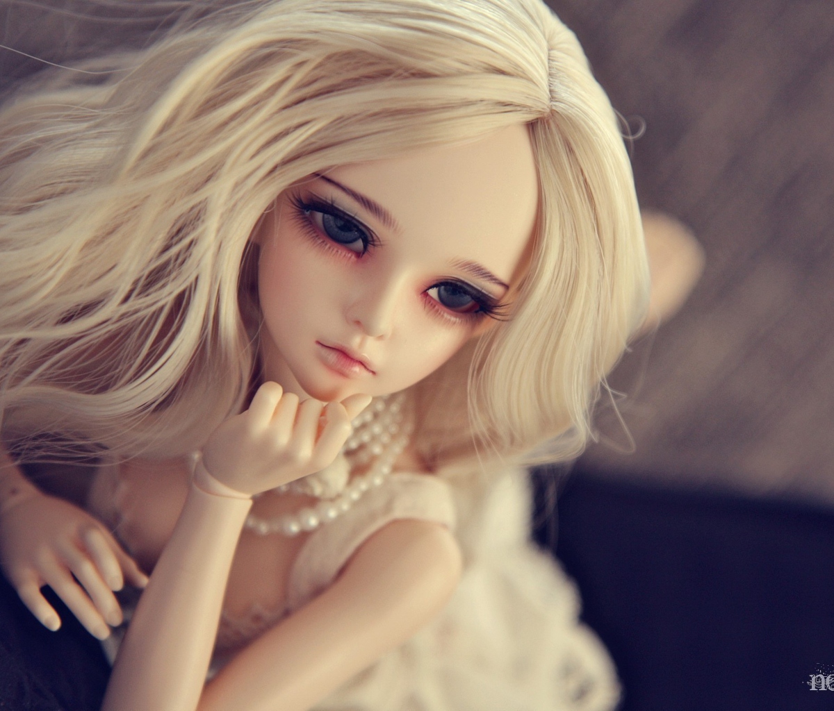 Screenshot №1 pro téma Gorgeous Blonde Doll 1200x1024