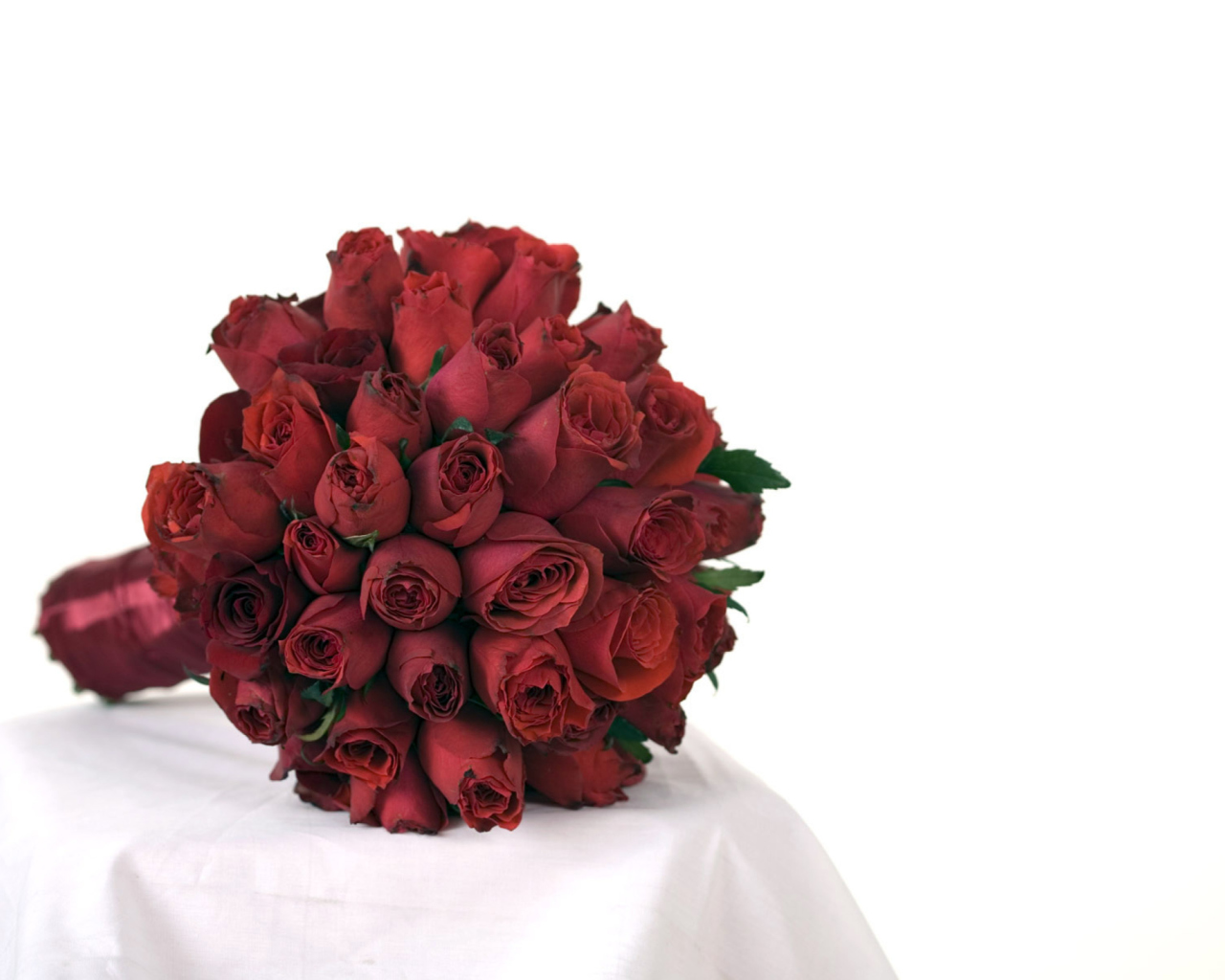 Sfondi Red Rose Wedding Bouquet 1280x1024