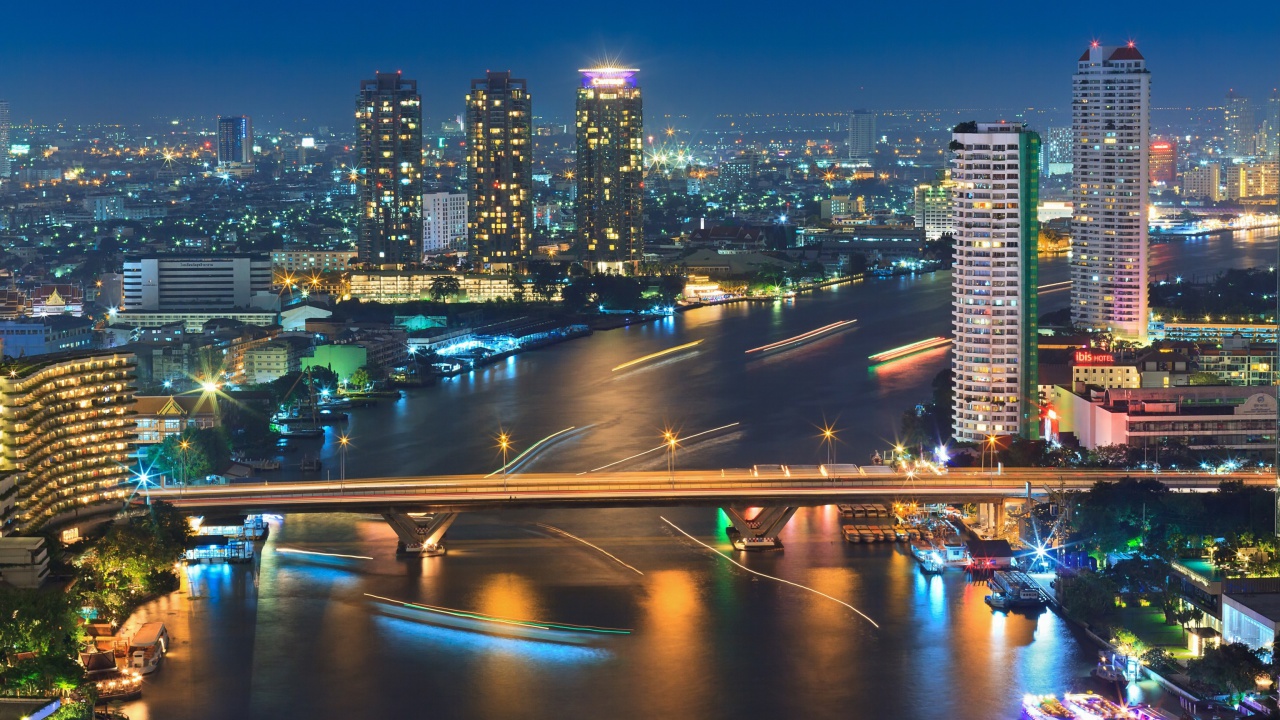 Fondo de pantalla Bangkok and Chao Phraya River 1280x720