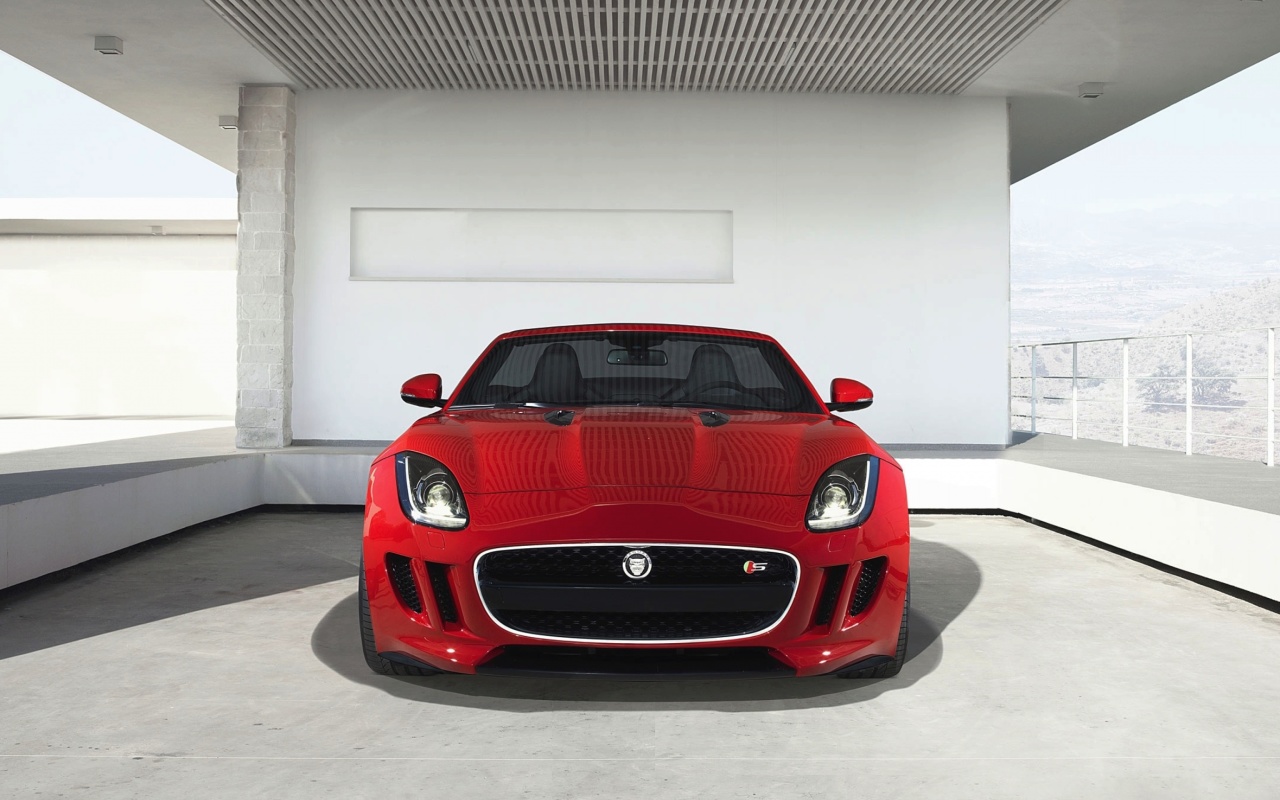 Jaguar F Type in Parking wallpaper 1280x800