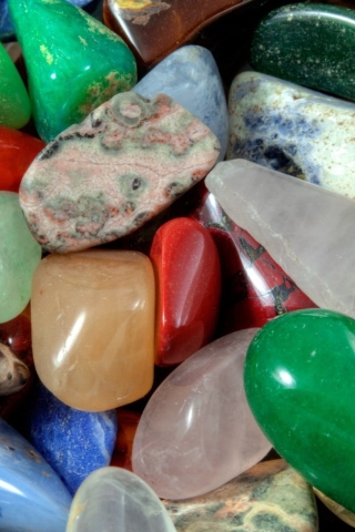 Sfondi Colorful Stones 320x480
