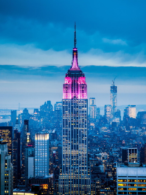 Das Empire State Building in New York Wallpaper 480x640