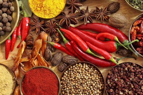 Fondo de pantalla Indian spices and curry 480x320