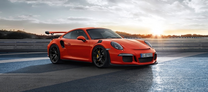 Das Porsche 911 GT3 RS Wallpaper 720x320