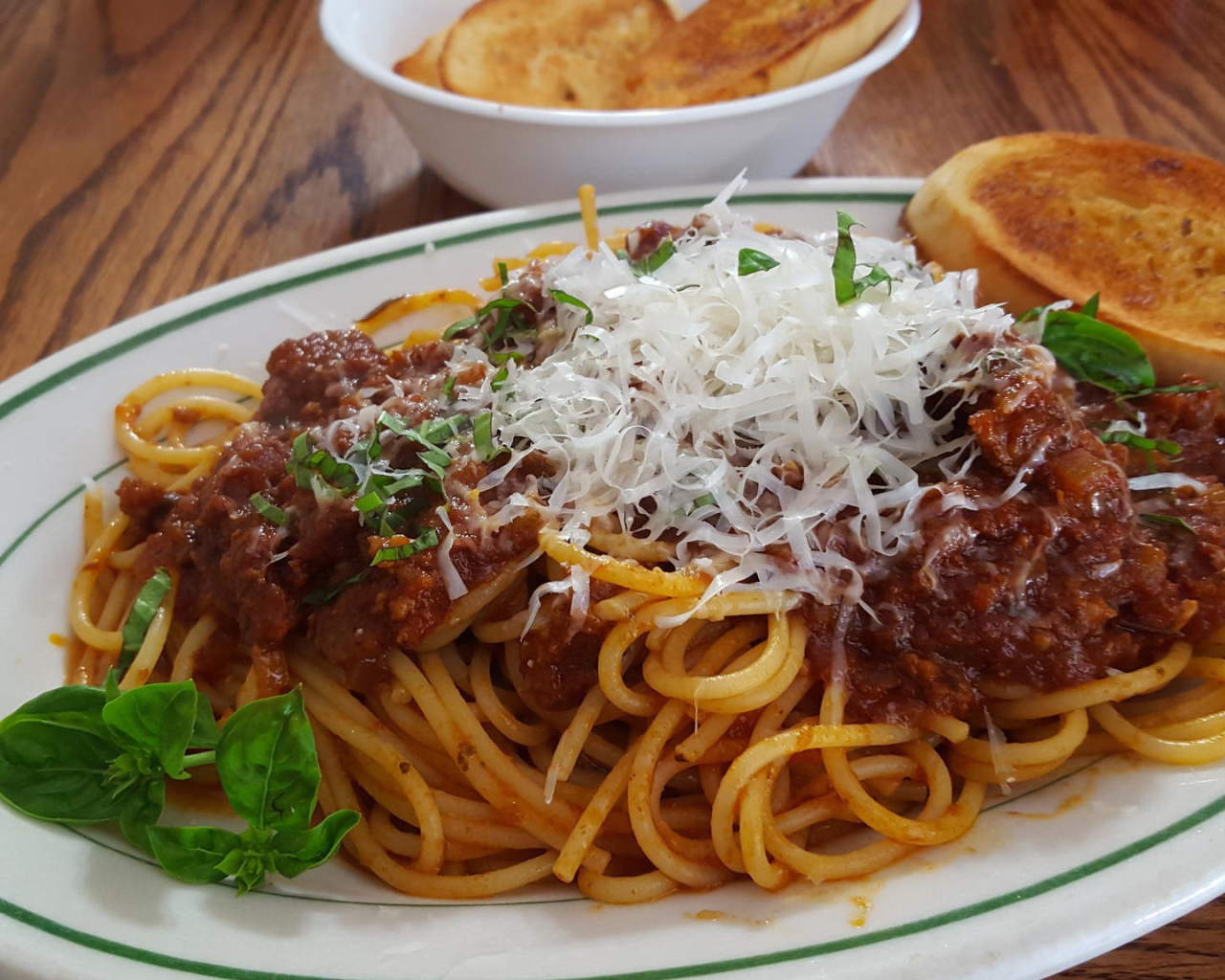 Fondo de pantalla Spaghetti bolognese 1280x1024