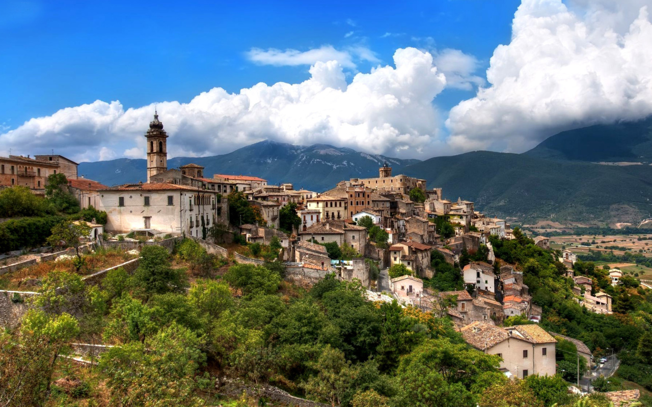 Sfondi Capestrano Comune in Abruzzo 1280x800