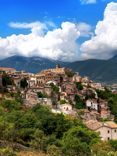 Capestrano Comune in Abruzzo screenshot #1 480x640