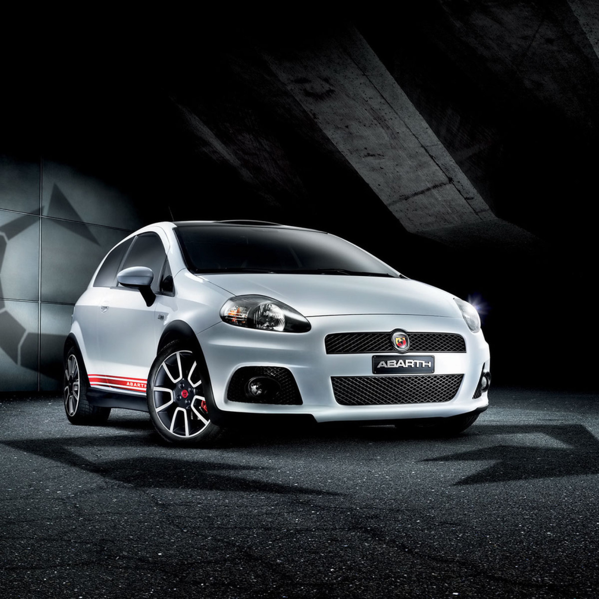 Fiat Grande Punto Abarth wallpaper 2048x2048