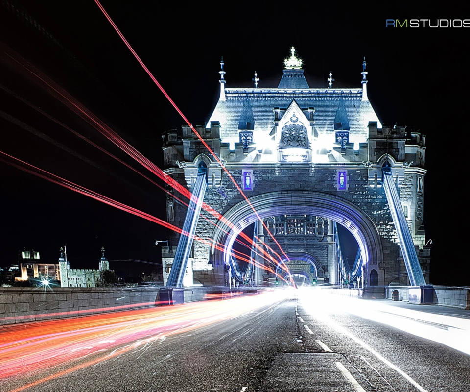 London Tower Bridge wallpaper 960x800