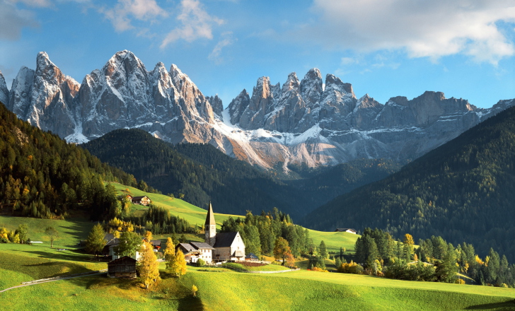Fondo de pantalla House In Italian Alps