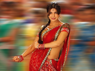 Das Priyanka Chopra In Saree Wallpaper 320x240