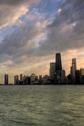 Chicago Skyline wallpaper 320x480