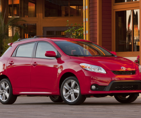 Red Toyota Matrix wallpaper 480x400