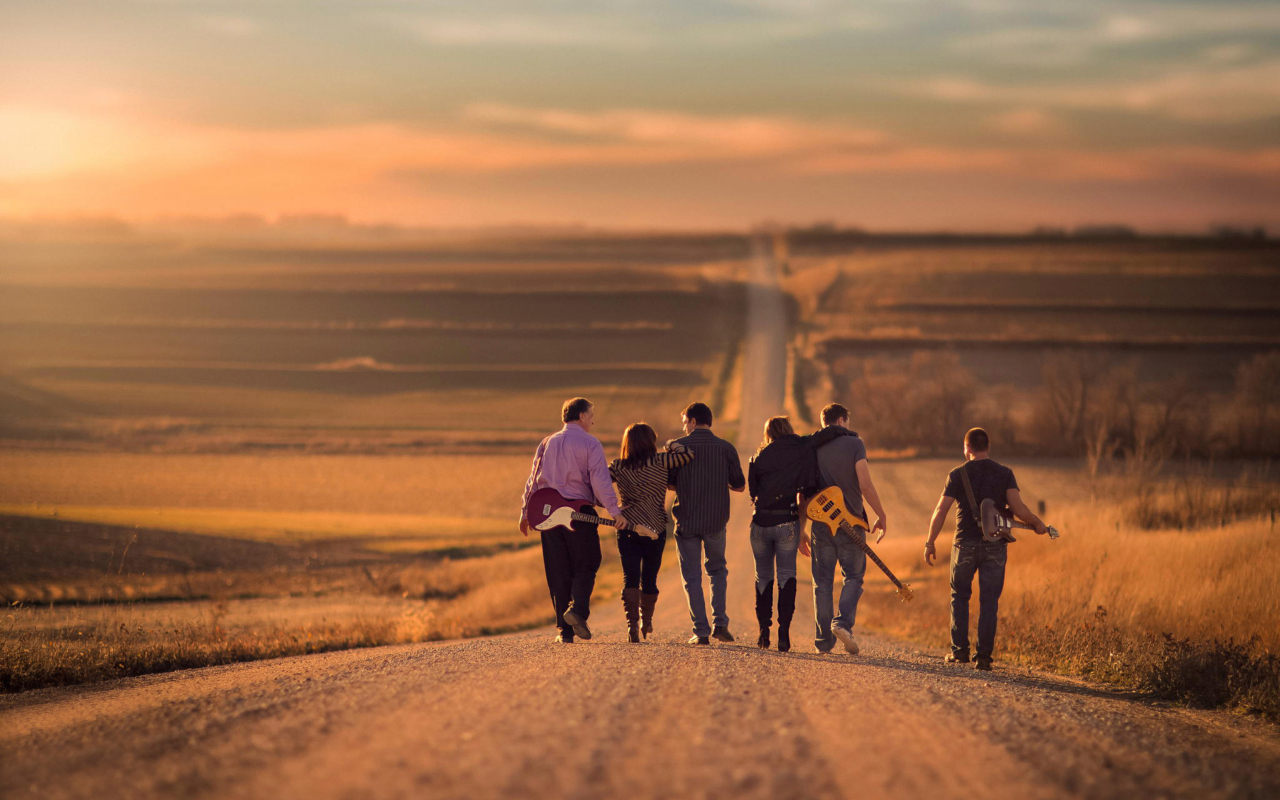 Music Band On Road wallpaper 1280x800